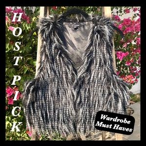 Cecico Faux Fur Crop Vest in Black/White